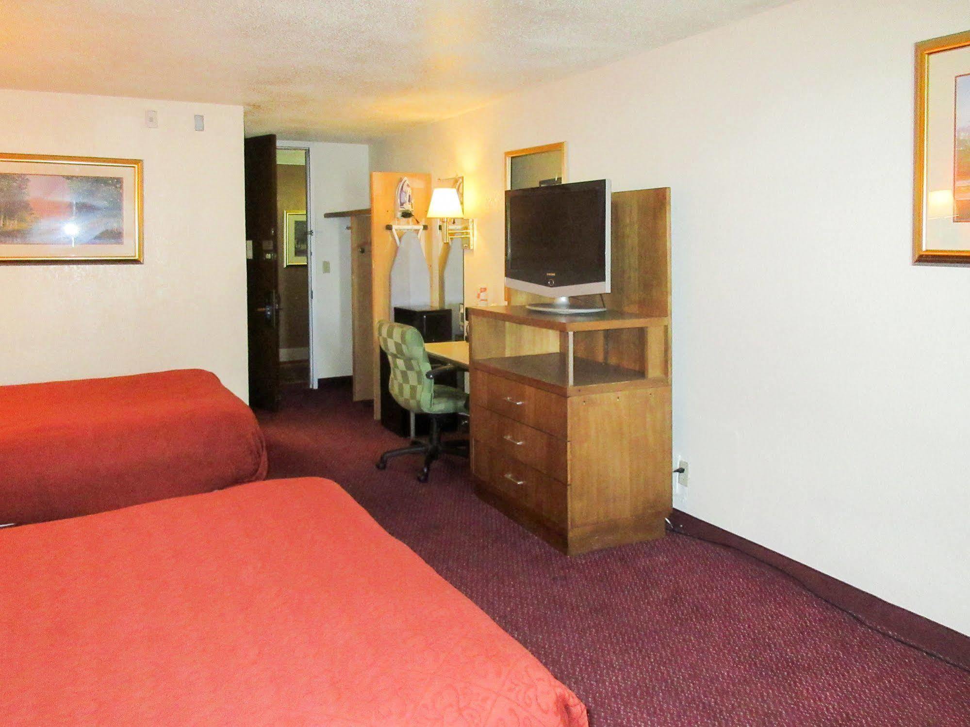 Rodeway Inn & Suites DEN Buitenkant foto